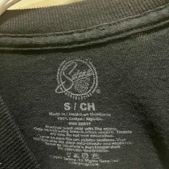 Selena long sleeve t-shirt with floral design on sleeves - Picture 6 of 12